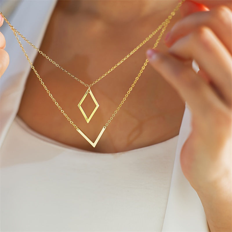 Collier en Acier Inoxydable avec Pendentif Simple
