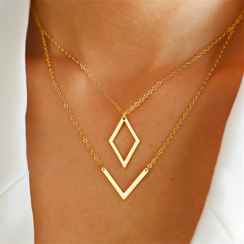 Collier en Acier Inoxydable avec Pendentif Simple