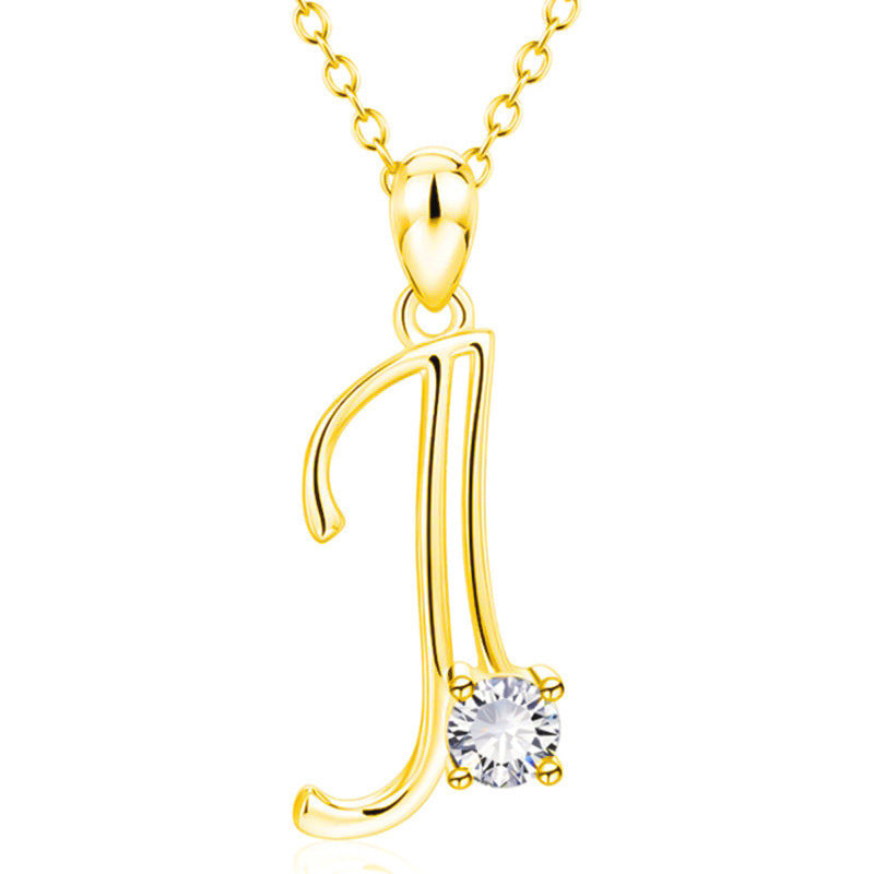 Collier avec initiale en or et strass tendance