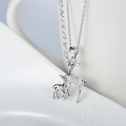 Collier en argent avec pendentif faon