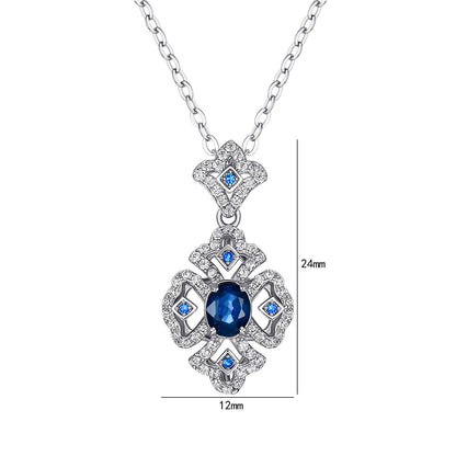 Collier en argent avec pendentif en saphir naturel