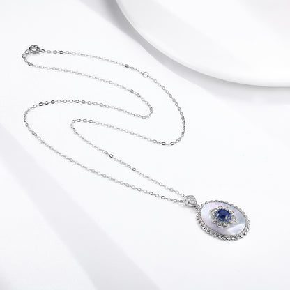 Collier en Argent avec Pendentif Ovale Incrusté de Saphir Naturel