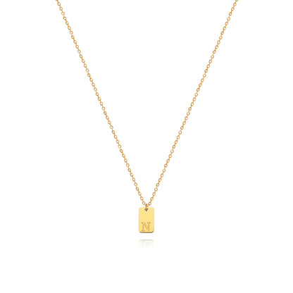 Collier en acier inoxydable avec pendentif étiquette simple à 26 lettres.