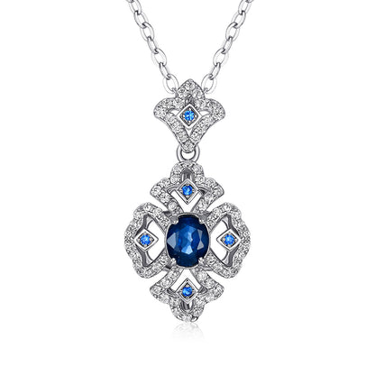 Collier en argent avec pendentif en saphir naturel